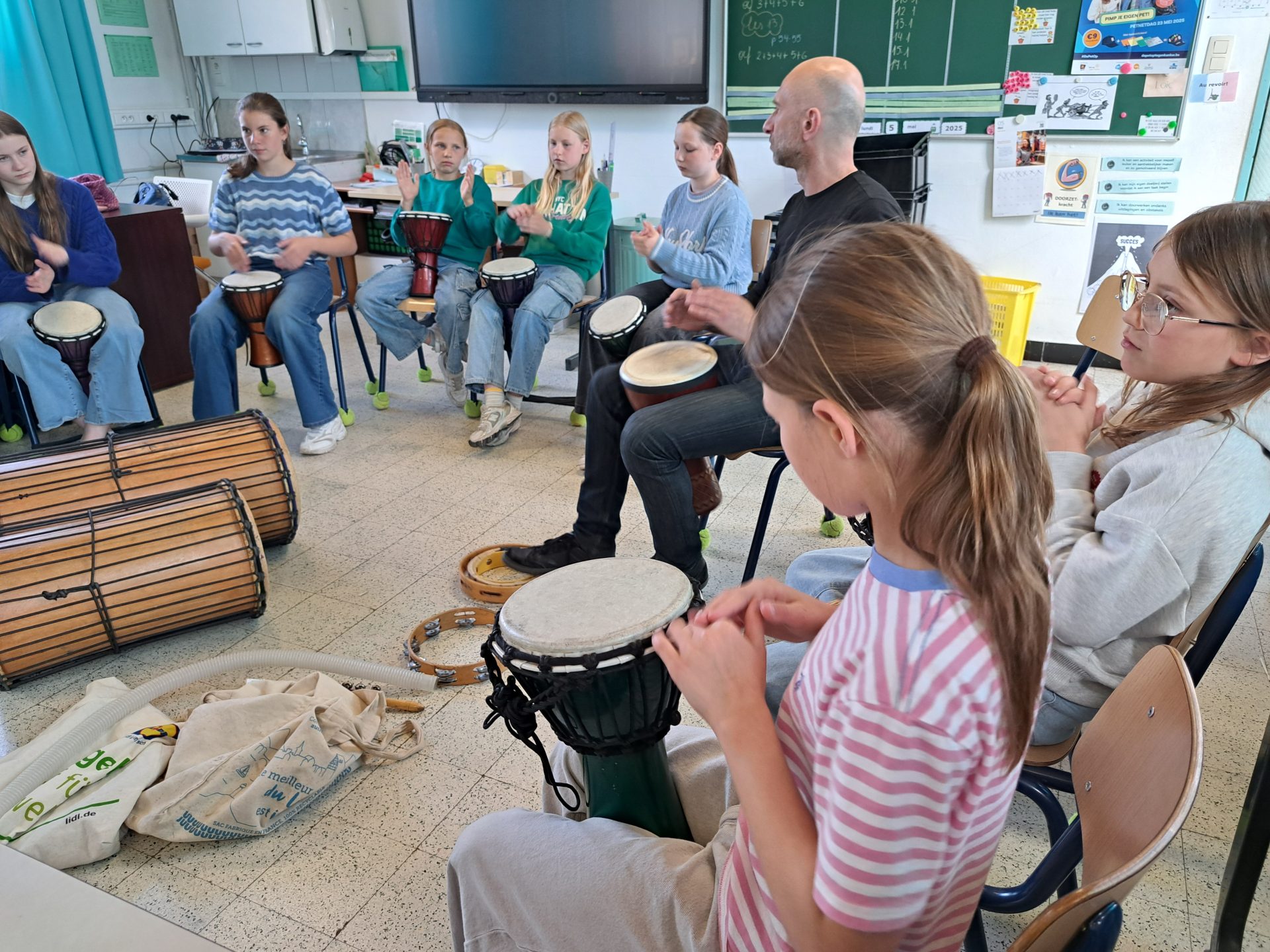 Djembe percussie Spelenderwijzer